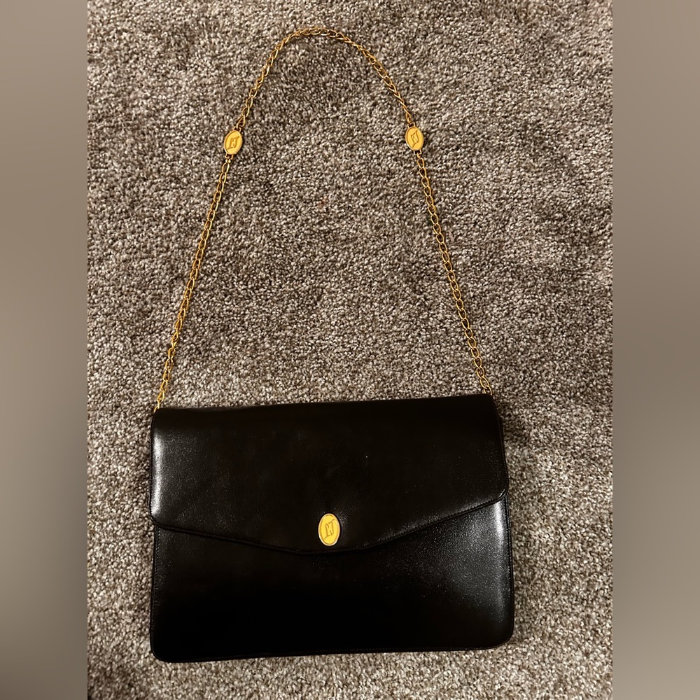 Vintage Lou Taylor Purse!